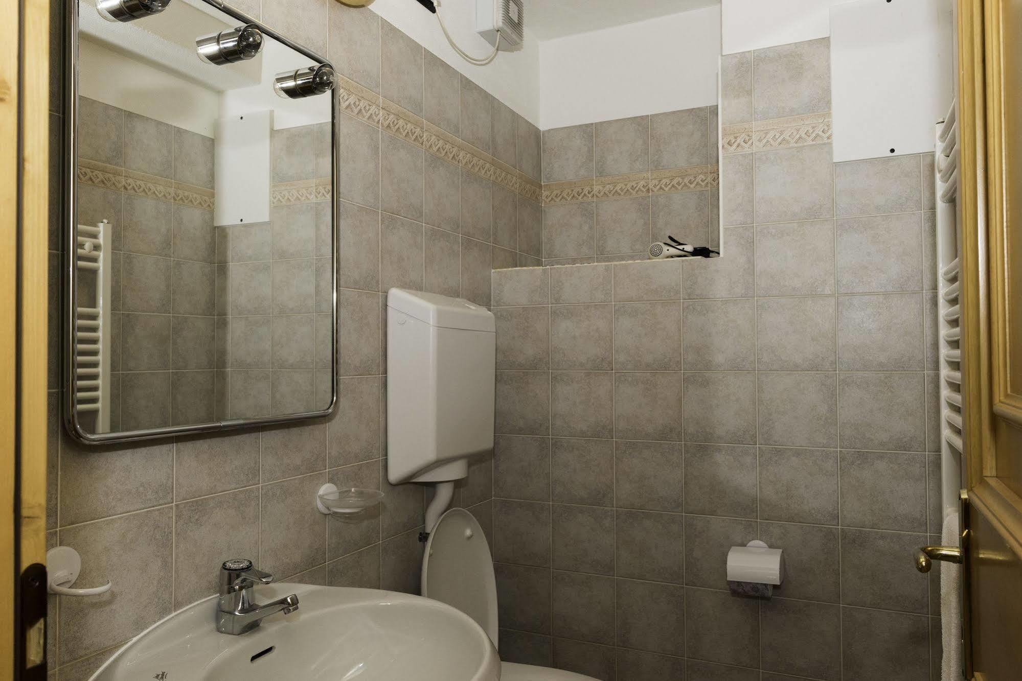 Appartamento Levanto Livigno Luaran gambar